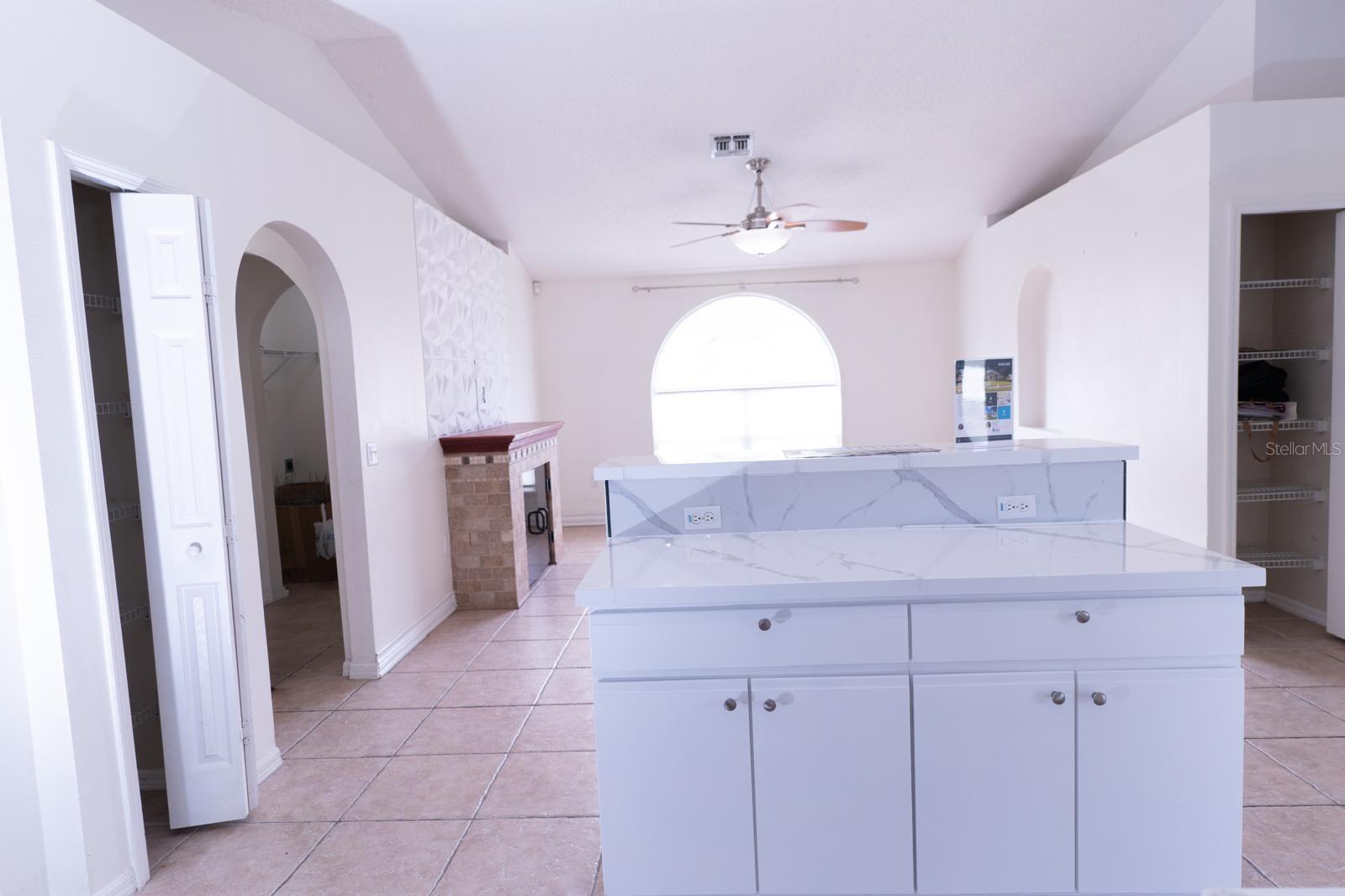 2470 Augusta Way Property Photo 15