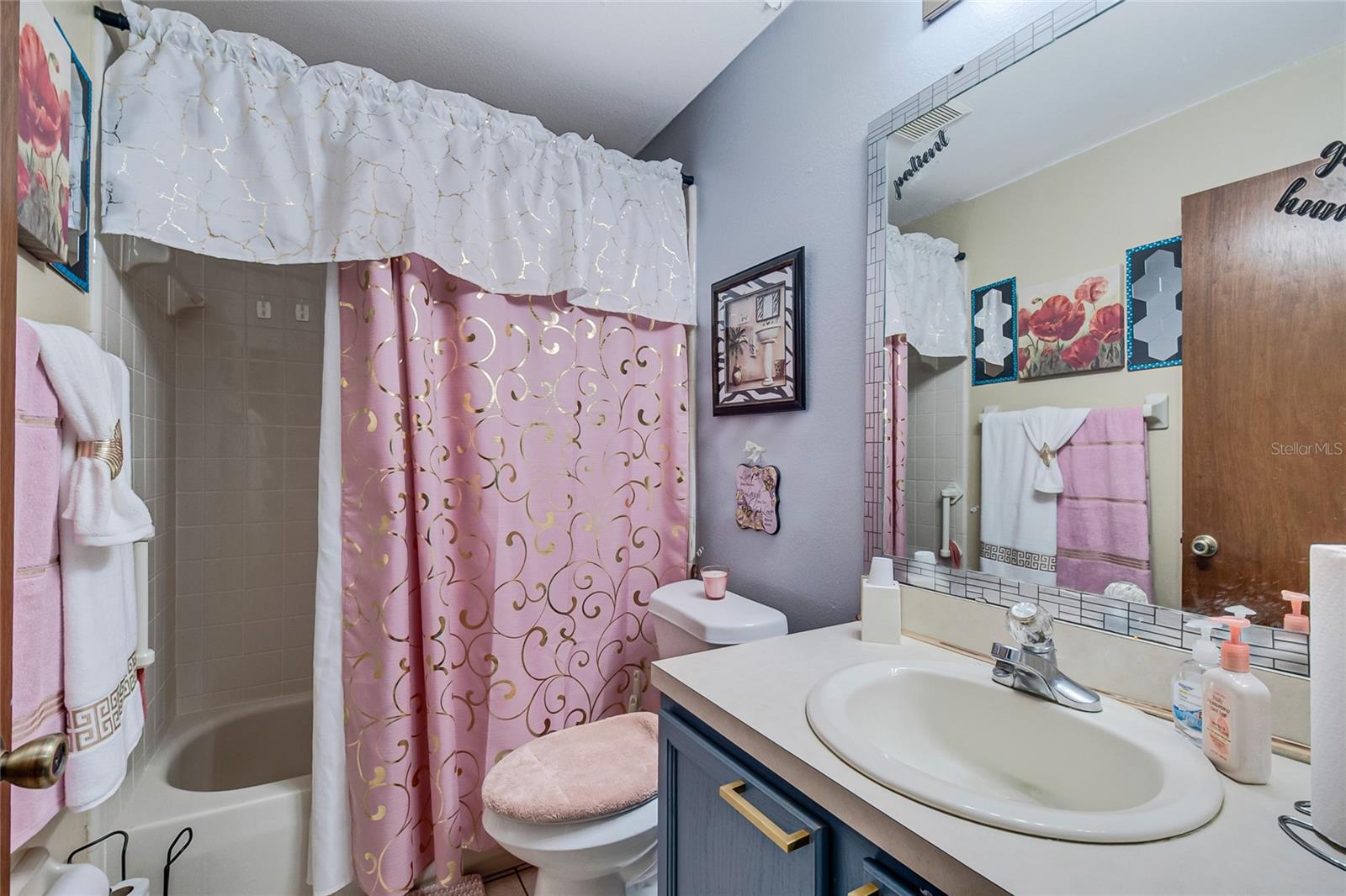 2818 Shannon Oak Ct Property Photo 17