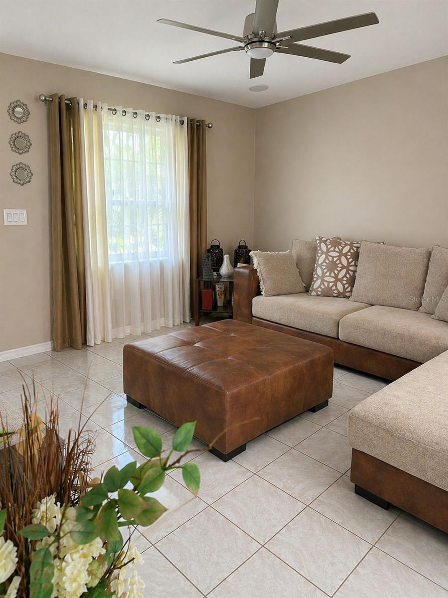 4805 Sparrow Dr Property Photo 5