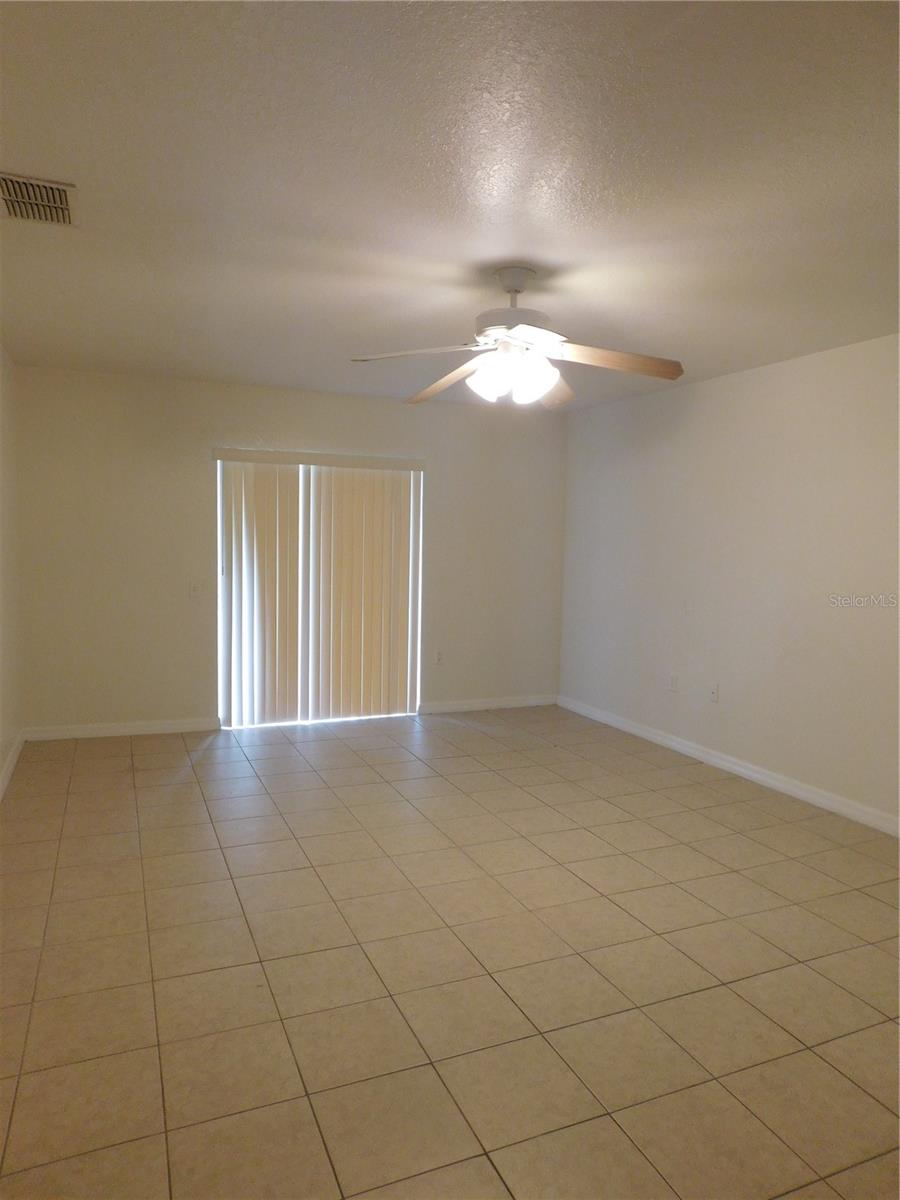 756 Camel Ct Property Photo 8