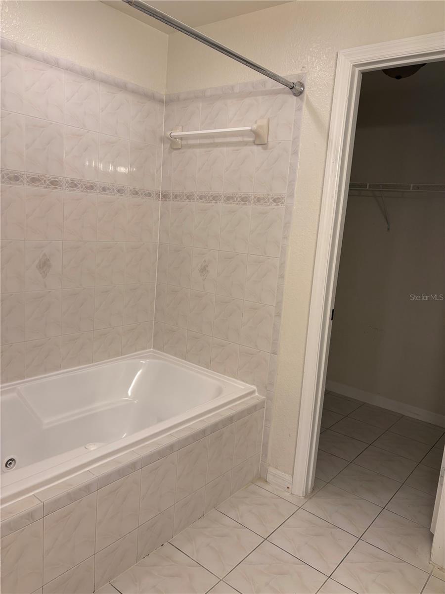 756 Camel Ct Property Photo 11