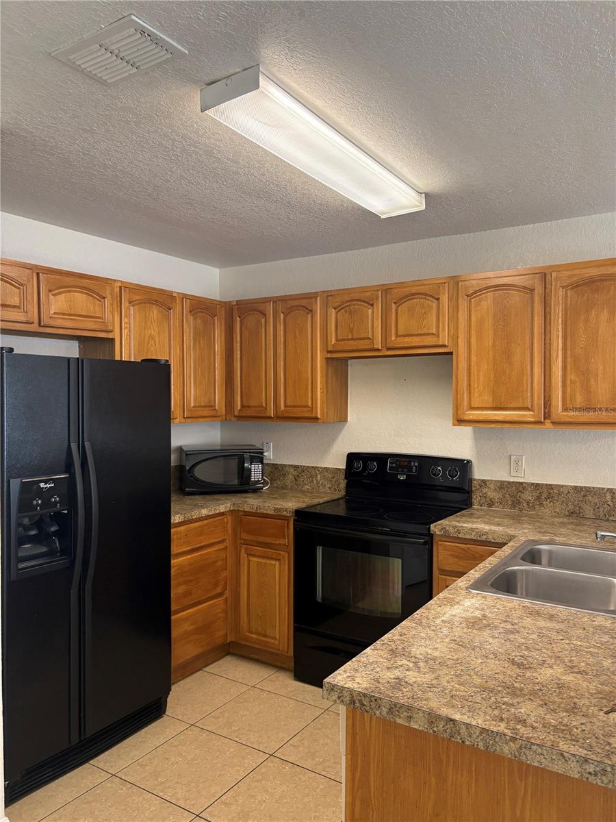 756 Camel Ct Property Photo 13