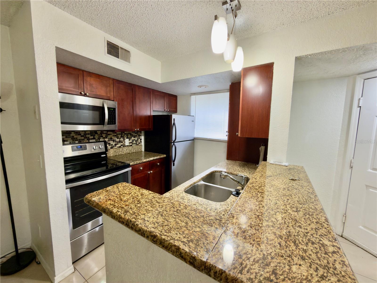 5152 Conroy Rd #17 Property Photo 8