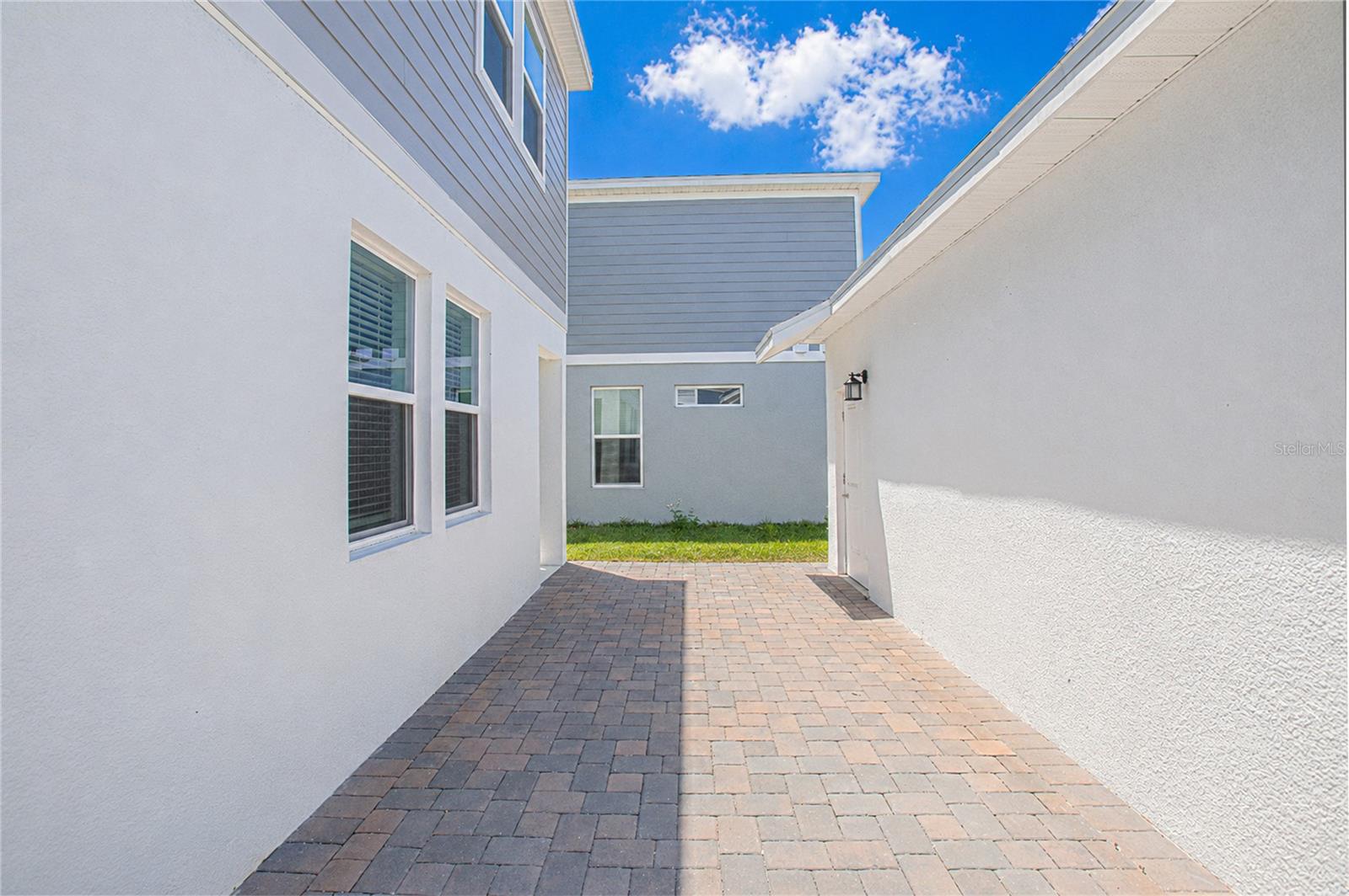 1844 Bright Sky Dr Property Photo 7