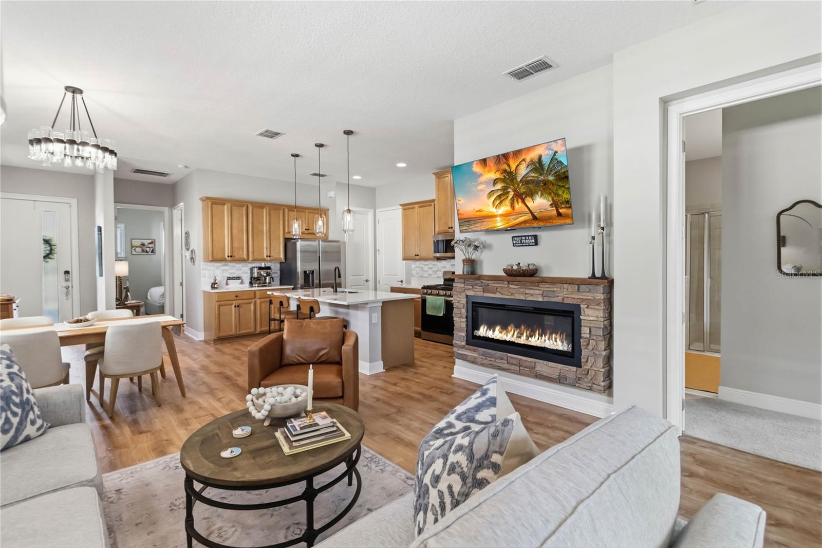 2305 Datura Loop Property Photo 11