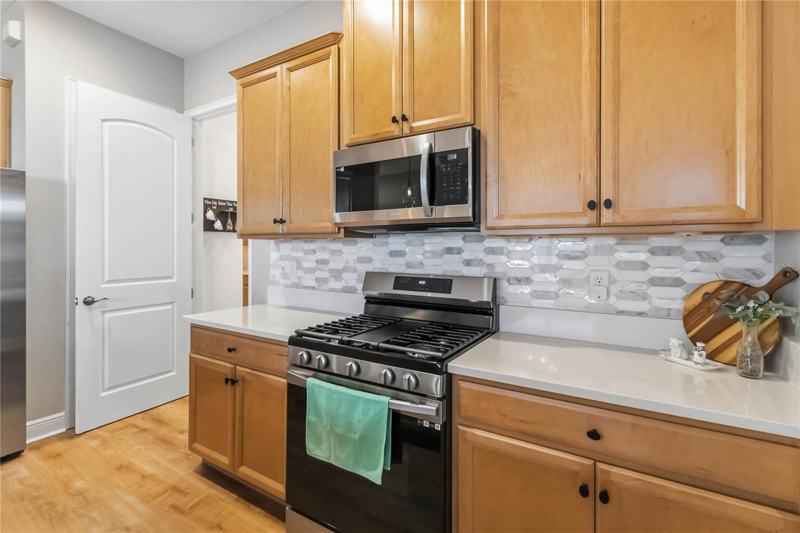 2305 Datura Loop Property Photo 16