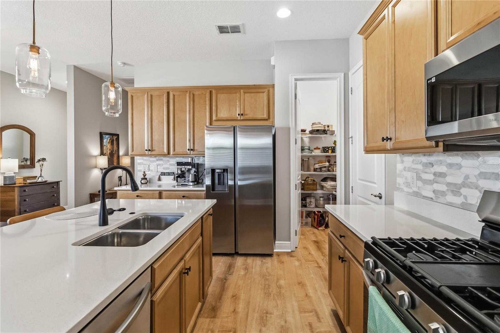 2305 Datura Loop Property Photo 17