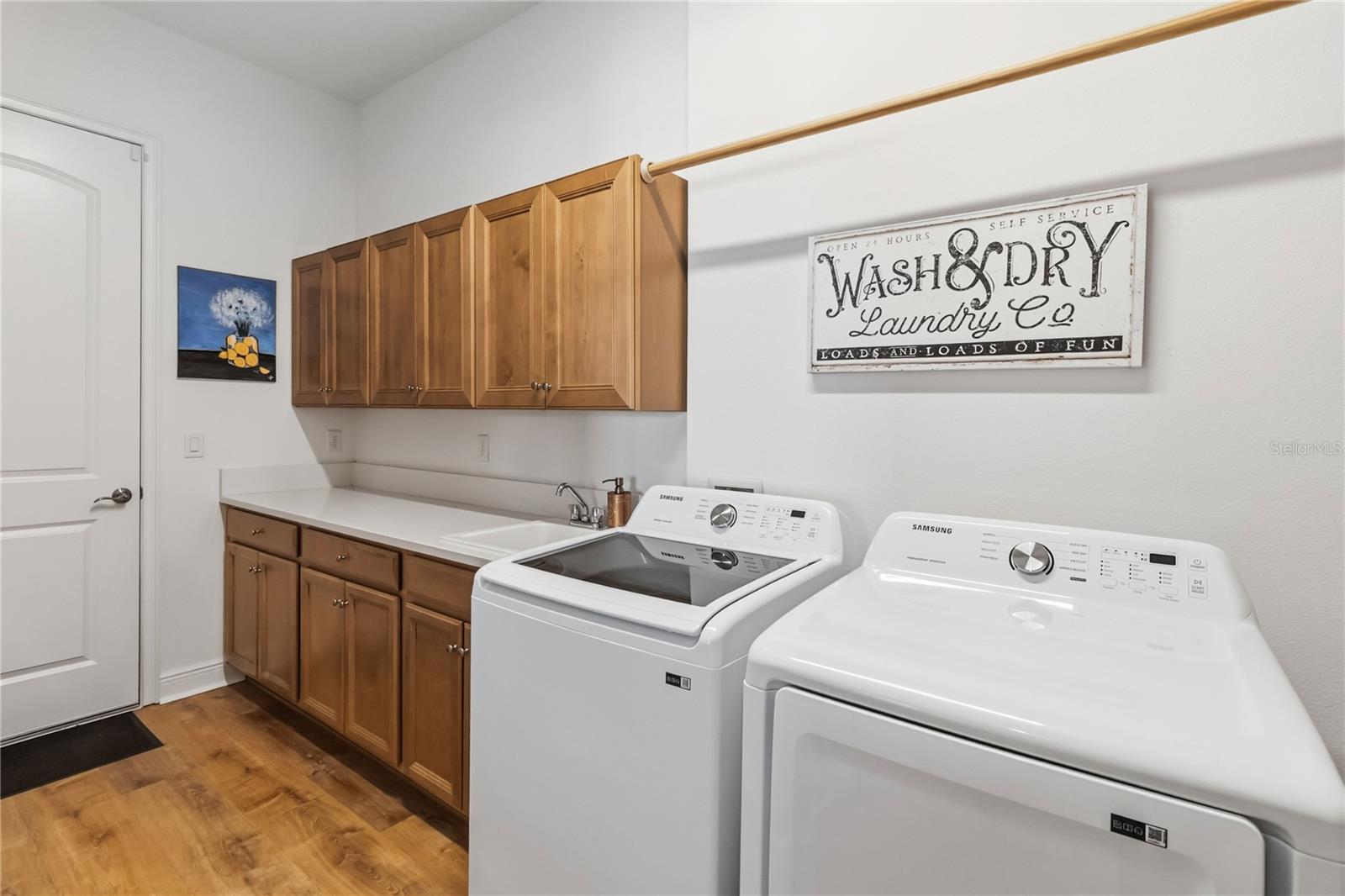 2305 Datura Loop Property Photo 35