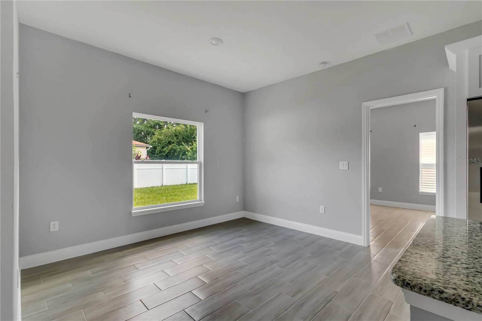 932 Albertville Ct Property Photo 11