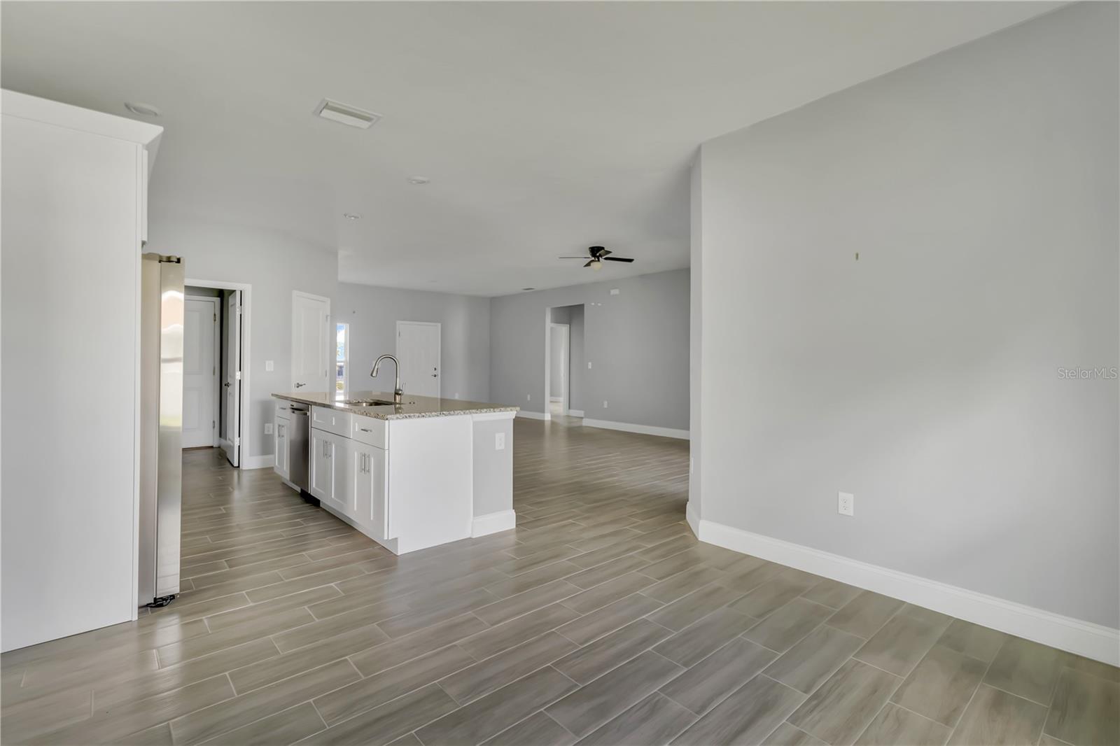 932 Albertville Ct Property Photo 15