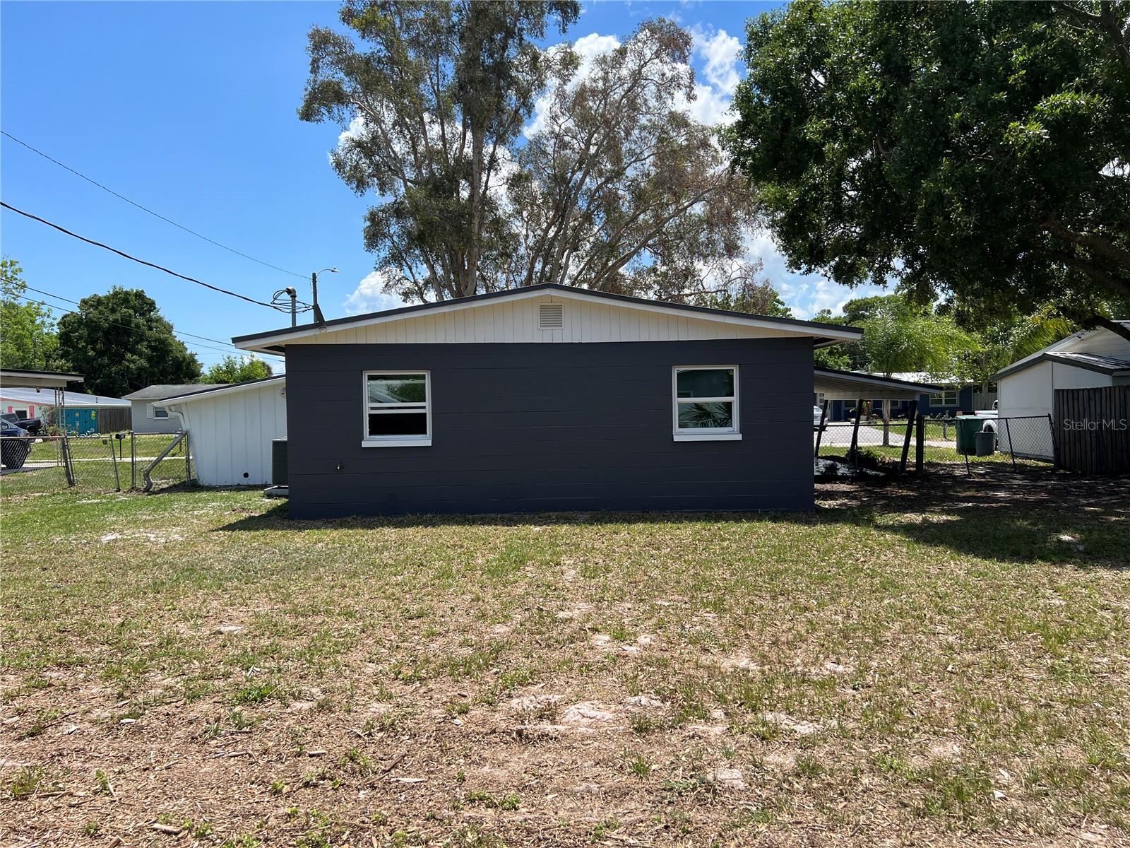 2578 Coventry Rd Property Photo 21