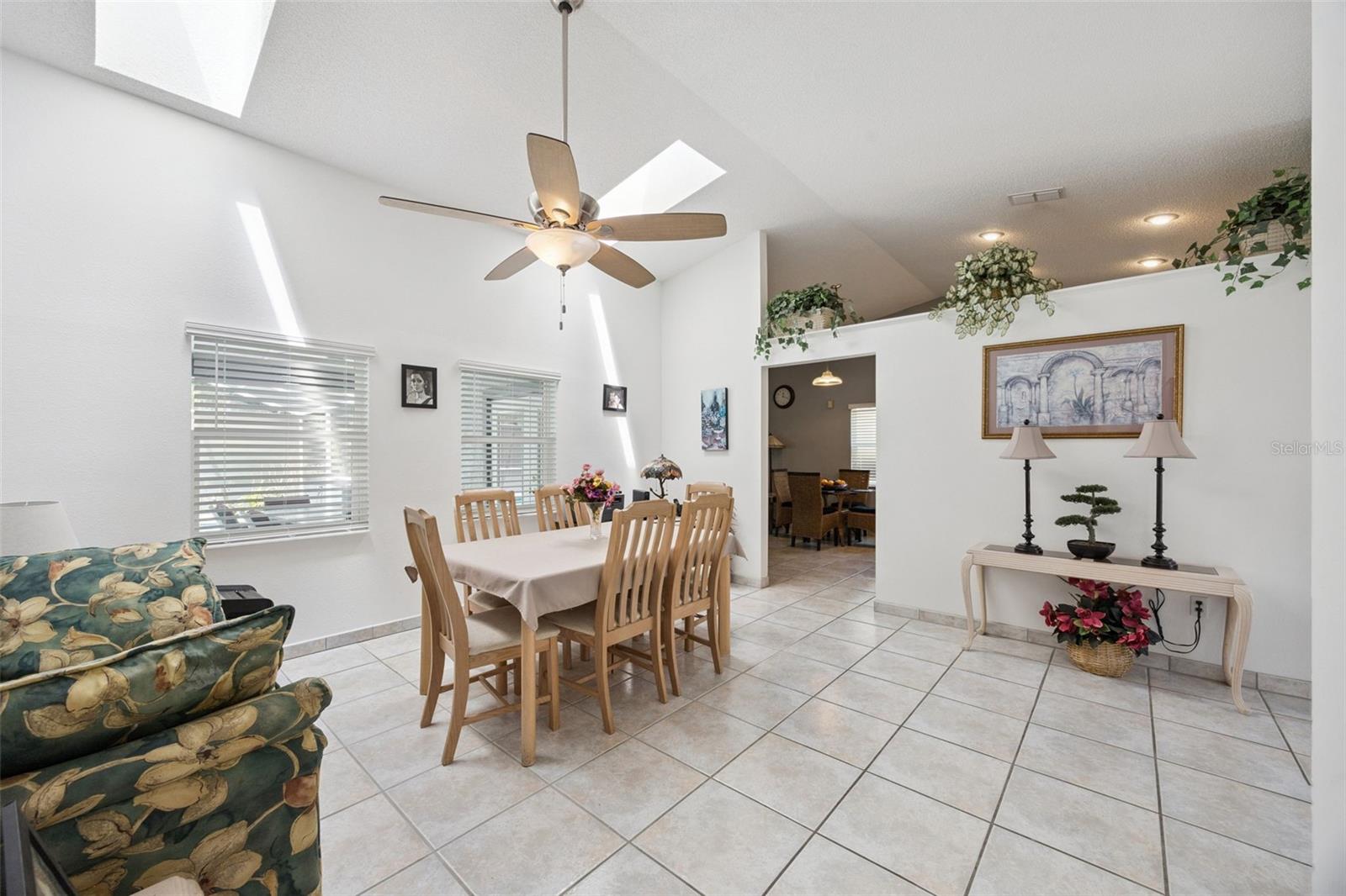 2948 Pembridge St Property Photo 13