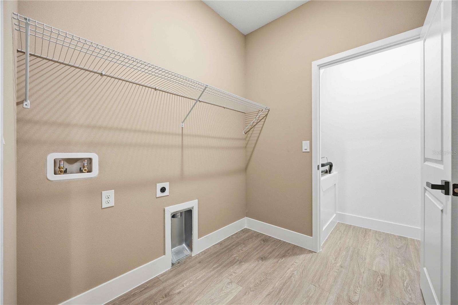 2108 River Hawk Loop Property Photo 10