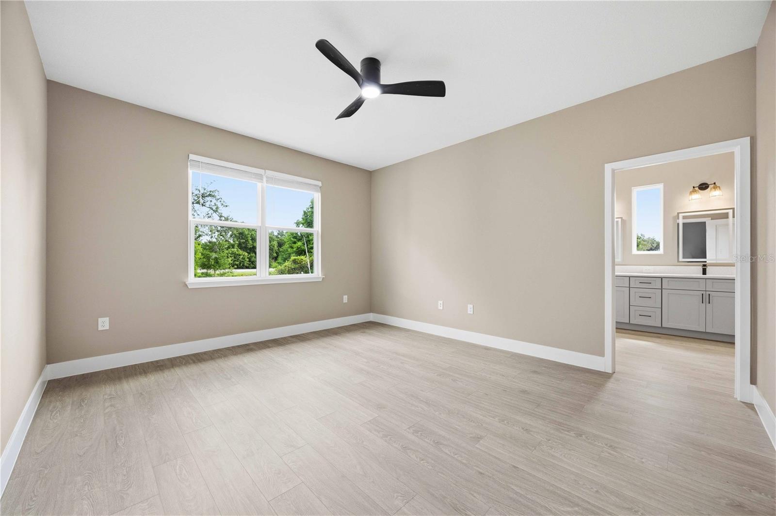 2108 River Hawk Loop Property Photo 18