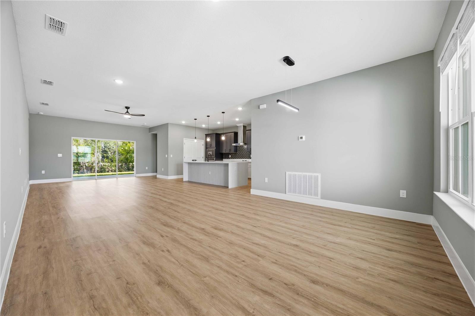 2112 River Hawk Loop Property Photo 7