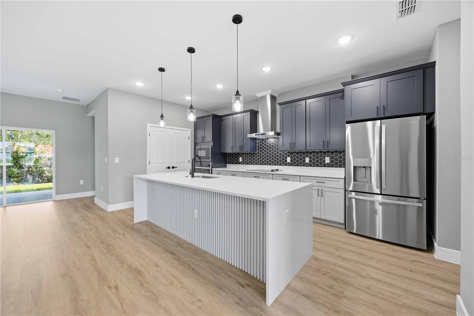 2112 River Hawk Loop Property Photo 12
