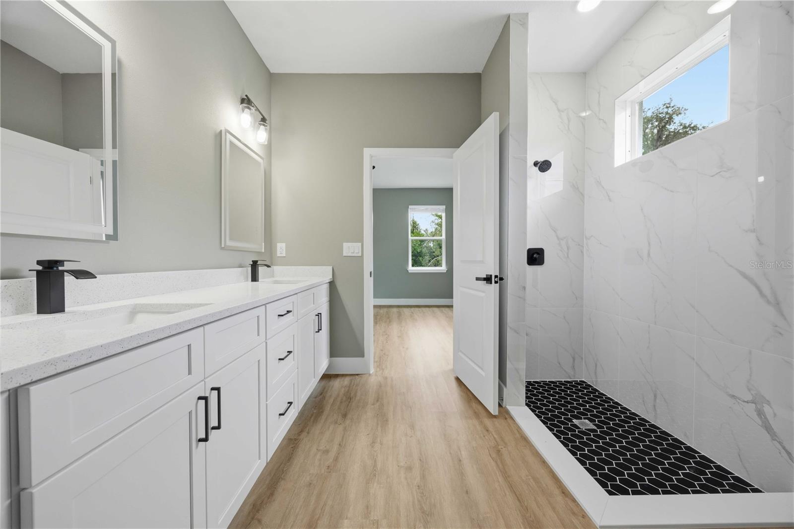 2112 River Hawk Loop Property Photo 20