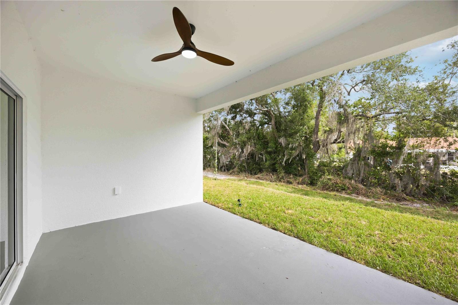 2112 River Hawk Loop Property Photo 37
