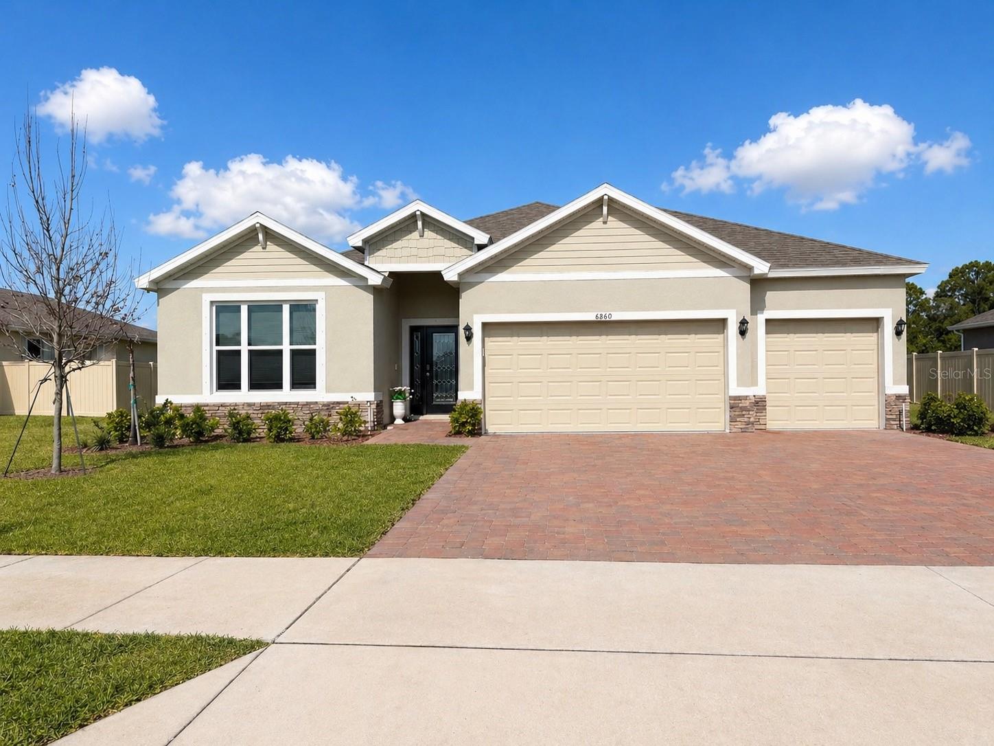 6860 Cameo Dr Property Photo 1