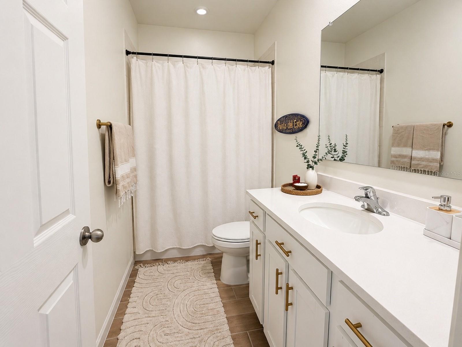 6860 Cameo Dr Property Photo 6