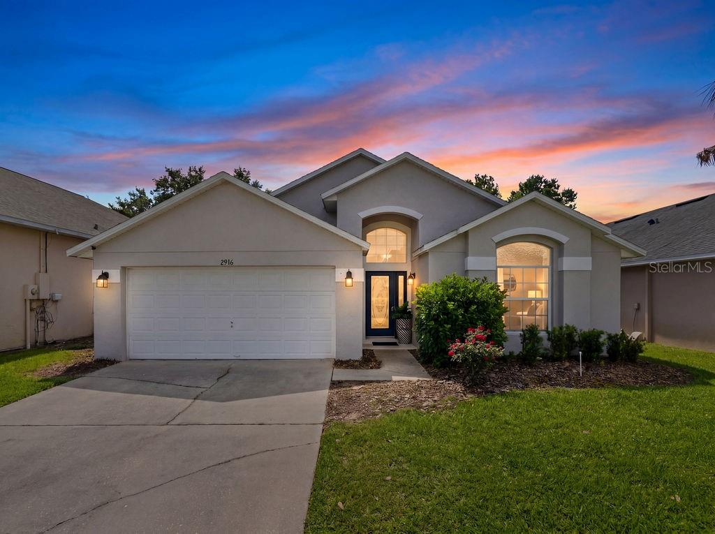 2916 Blooming Alamanda Loop Property Photo 1