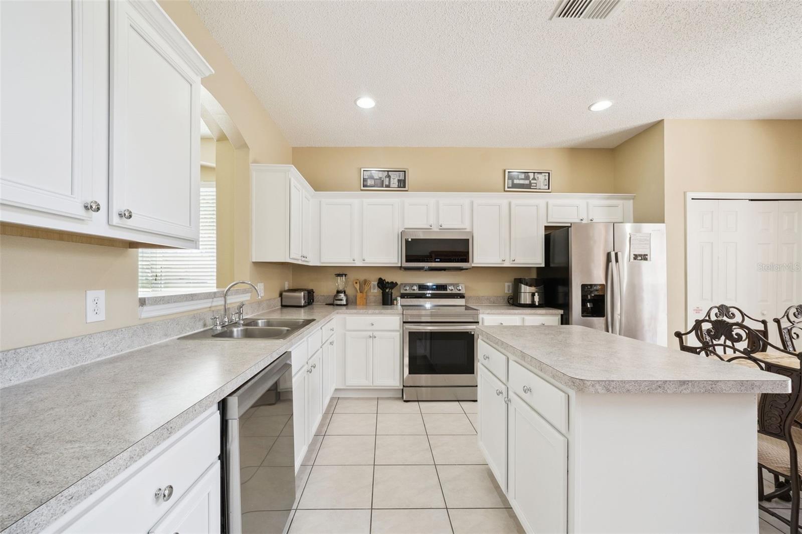 8550 Sunrise Key Dr Property Photo 10