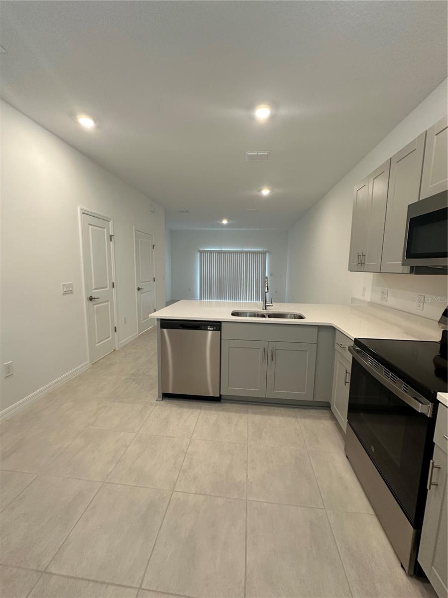 3137 Skyline Loop Property Photo 7