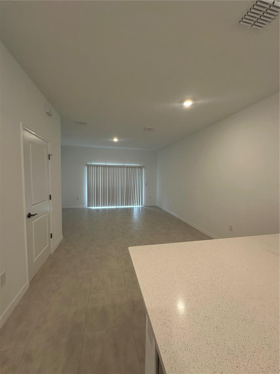 3137 Skyline Loop Property Photo 8