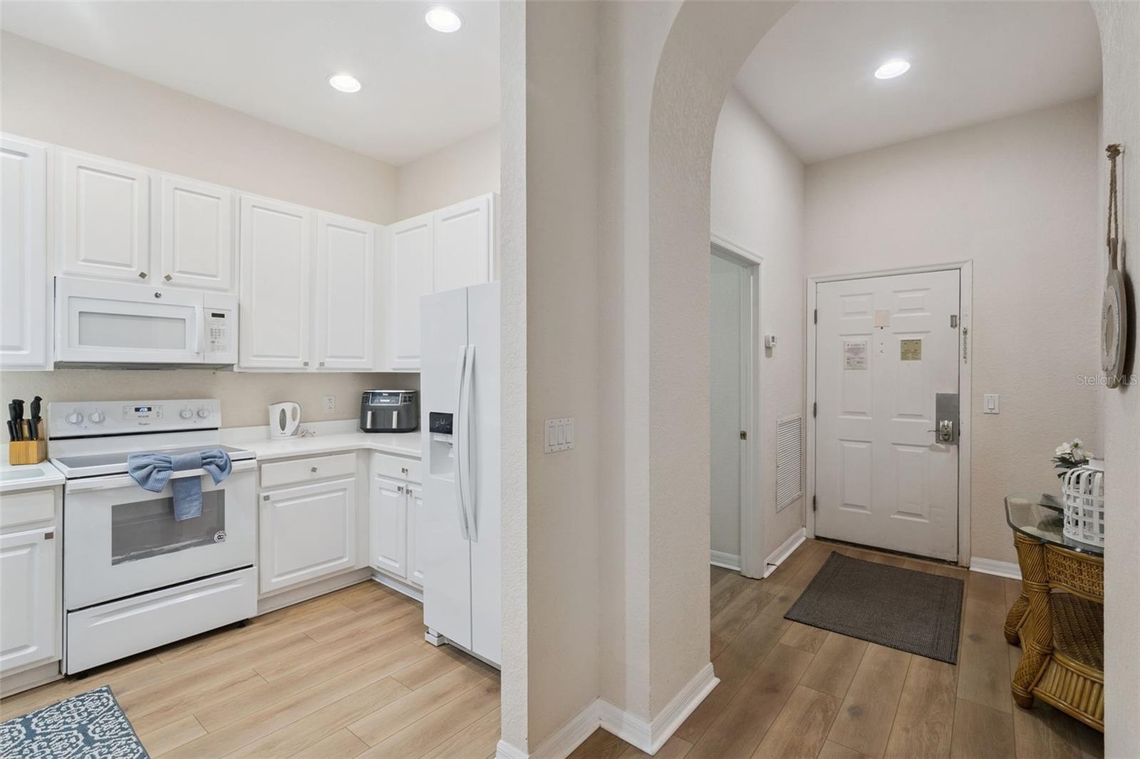 313 Lucaya Loop Property Photo 9