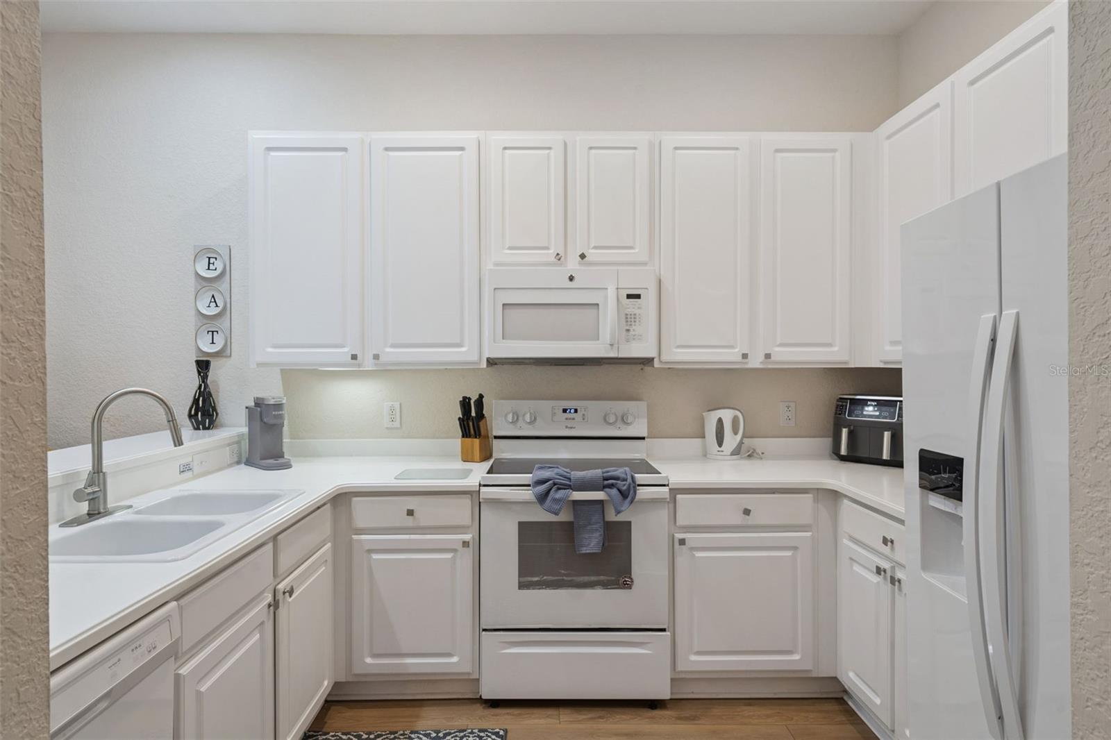 313 Lucaya Loop Property Photo 10