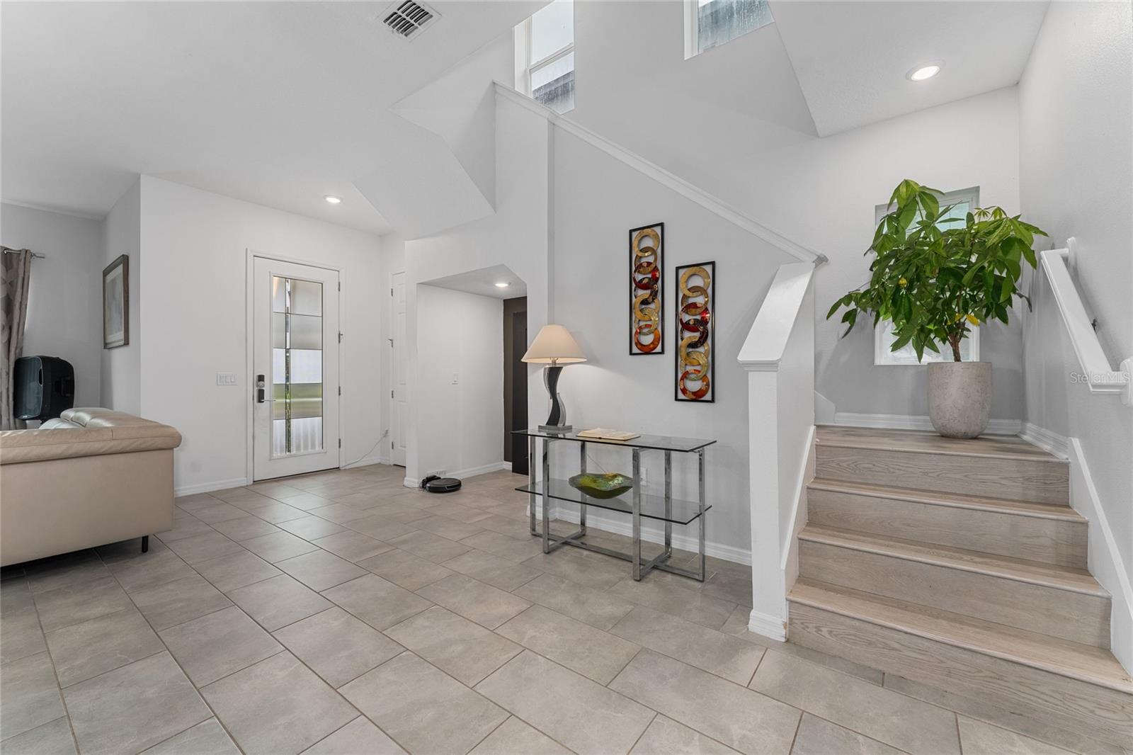 10361 Austrina Oak Loop Property Photo 8