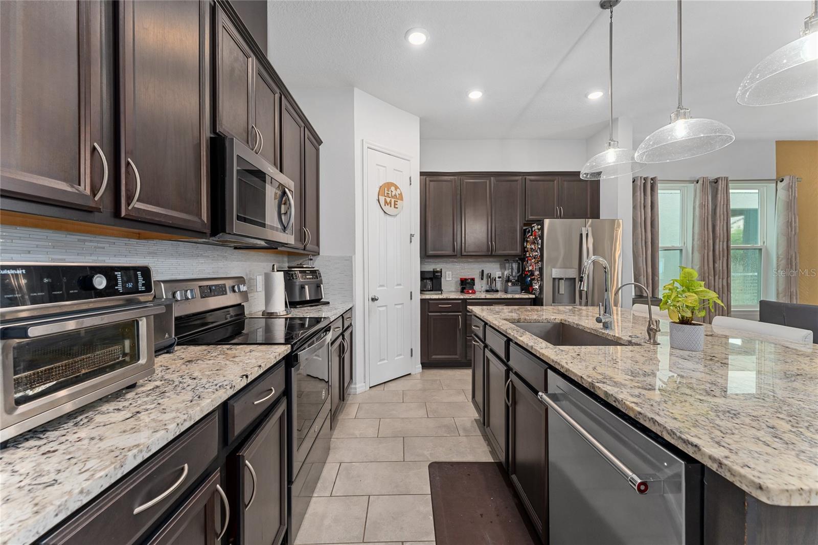 10361 Austrina Oak Loop Property Photo 12
