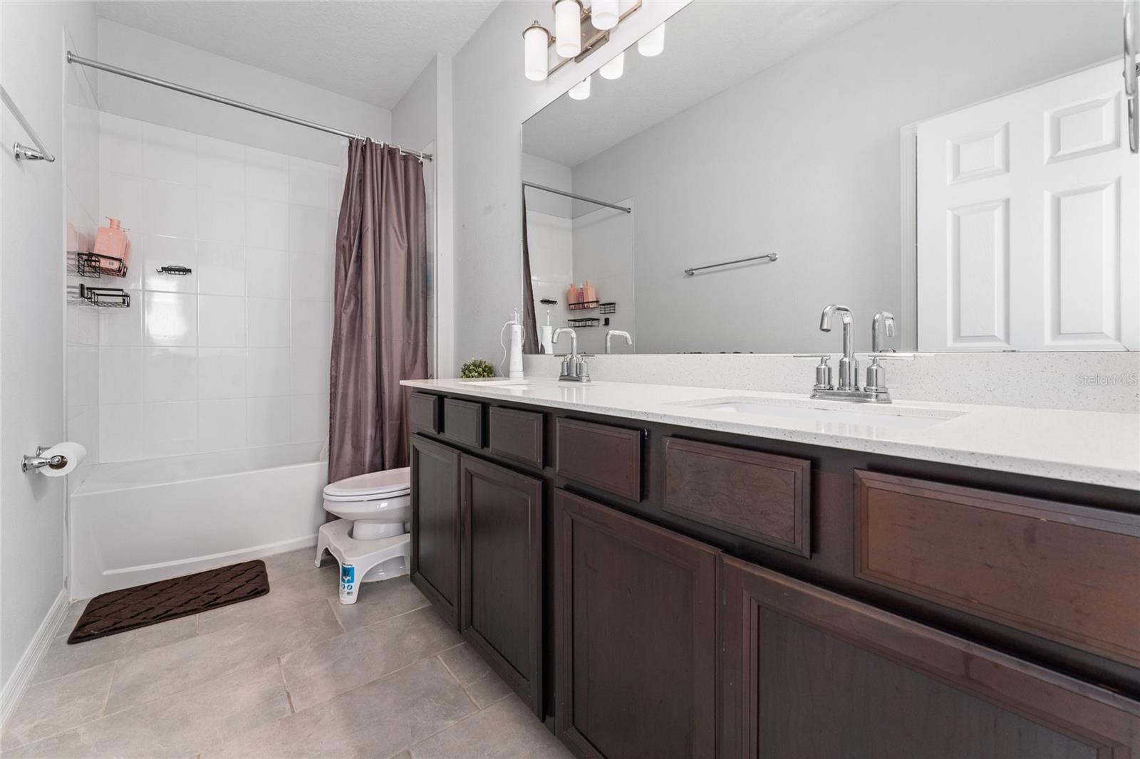 10361 Austrina Oak Loop Property Photo 18