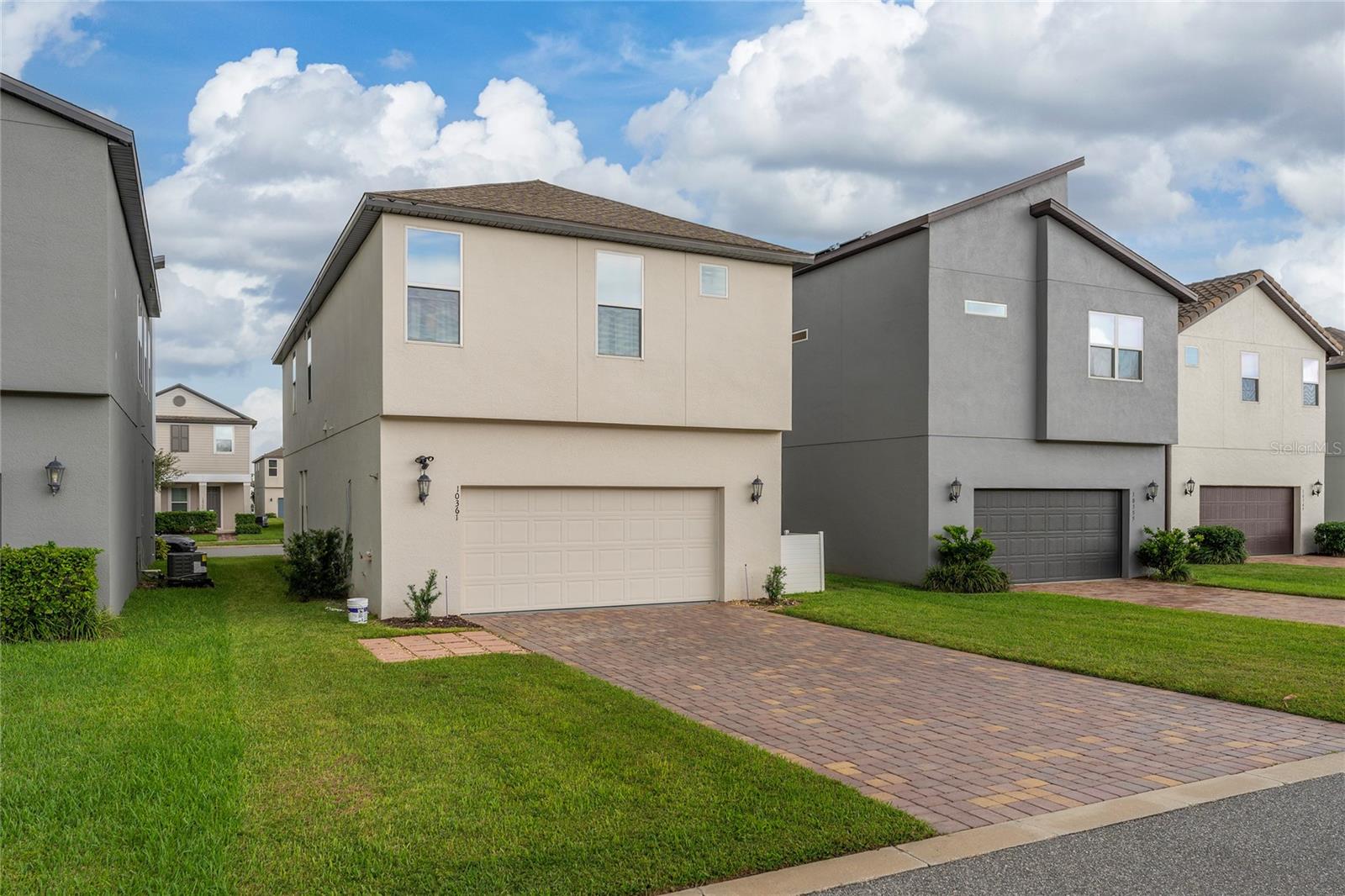 10361 Austrina Oak Loop Property Photo 32