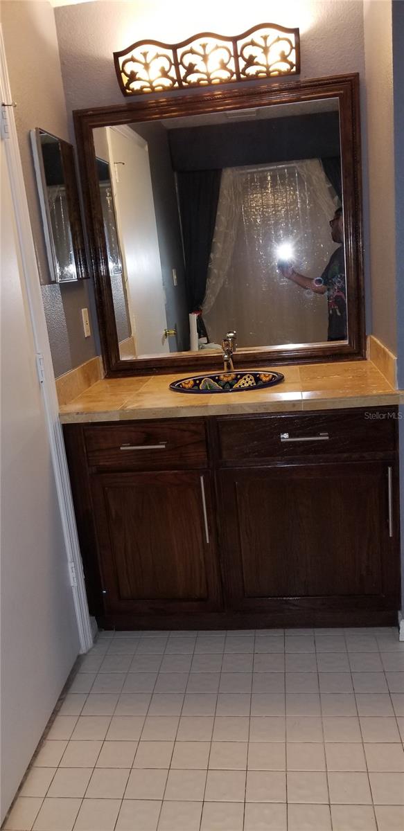 5542 Metrowest Blvd #106 Property Photo 8