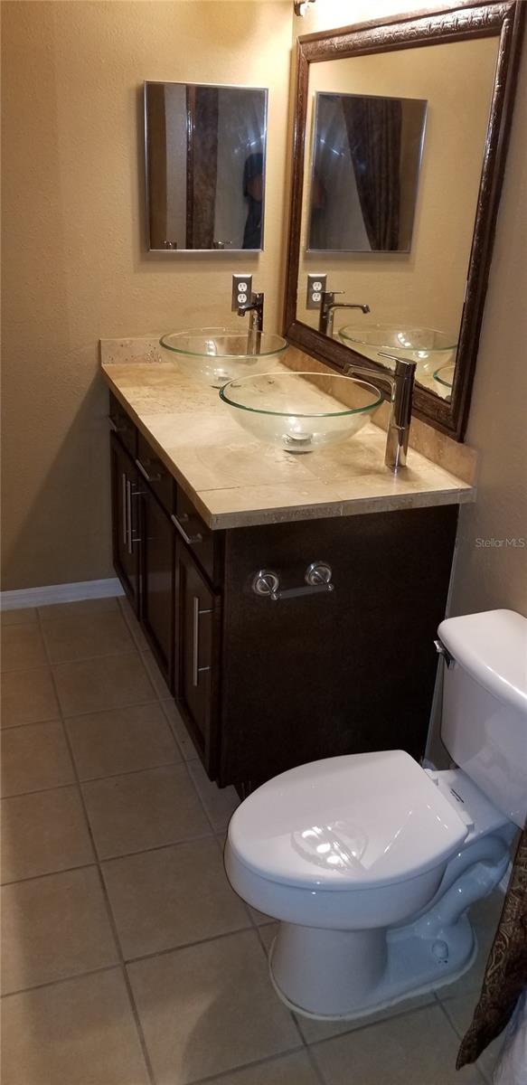5542 Metrowest Blvd #106 Property Photo 15