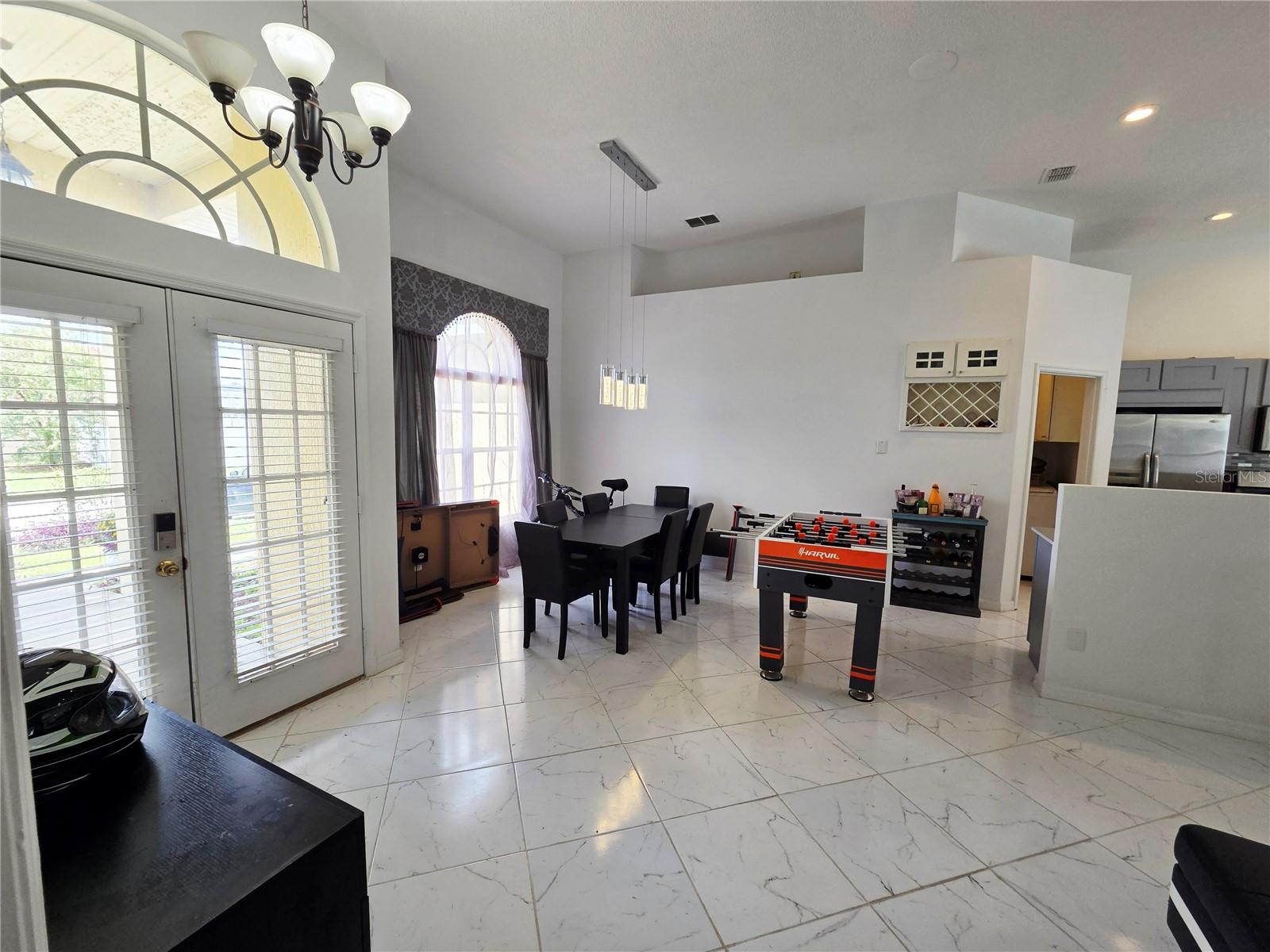 10 Nevada Loop Rd Property Photo 3