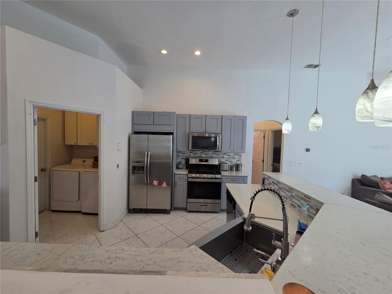 10 Nevada Loop Rd Property Photo 11