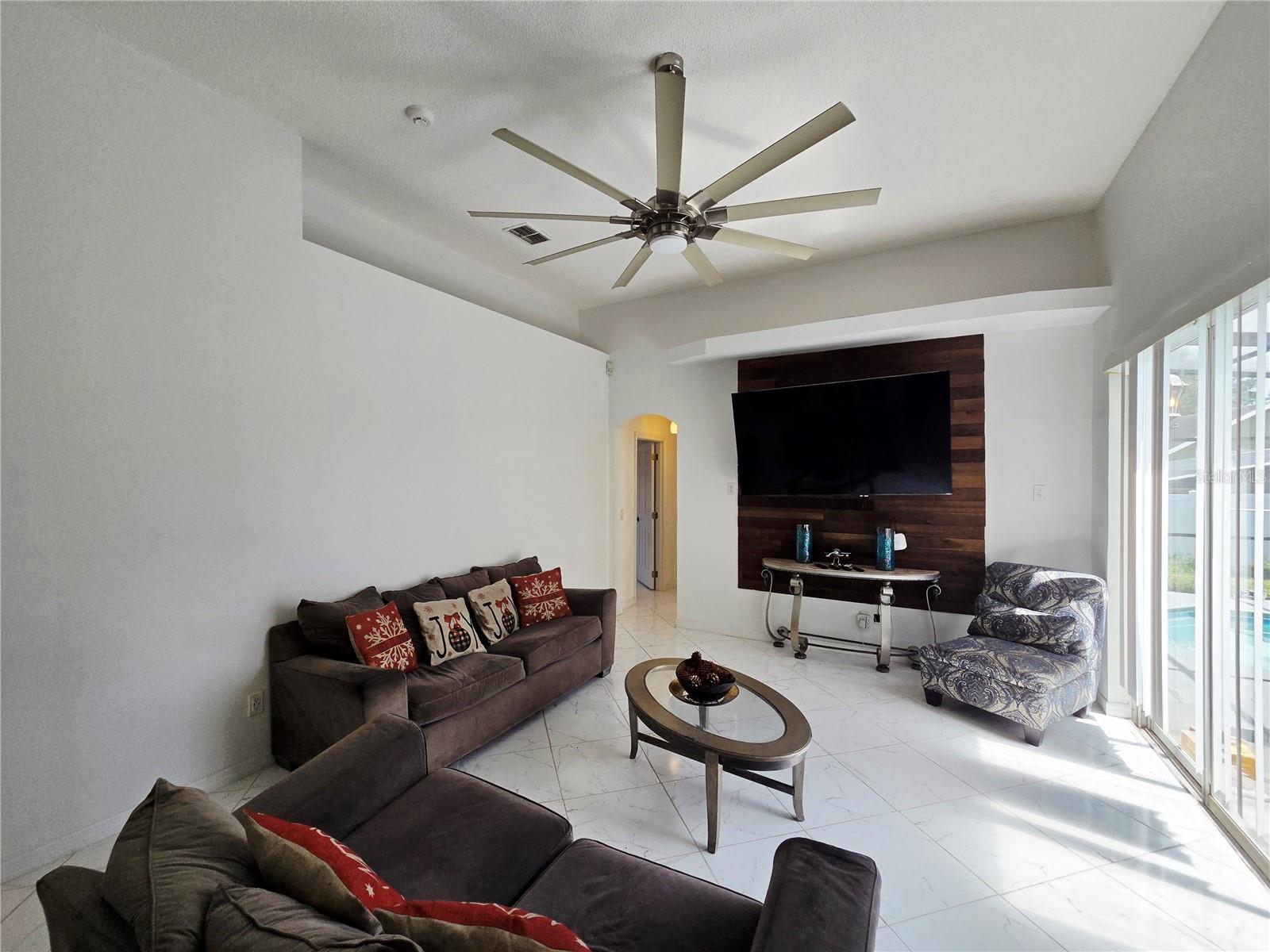 10 Nevada Loop Rd Property Photo 13