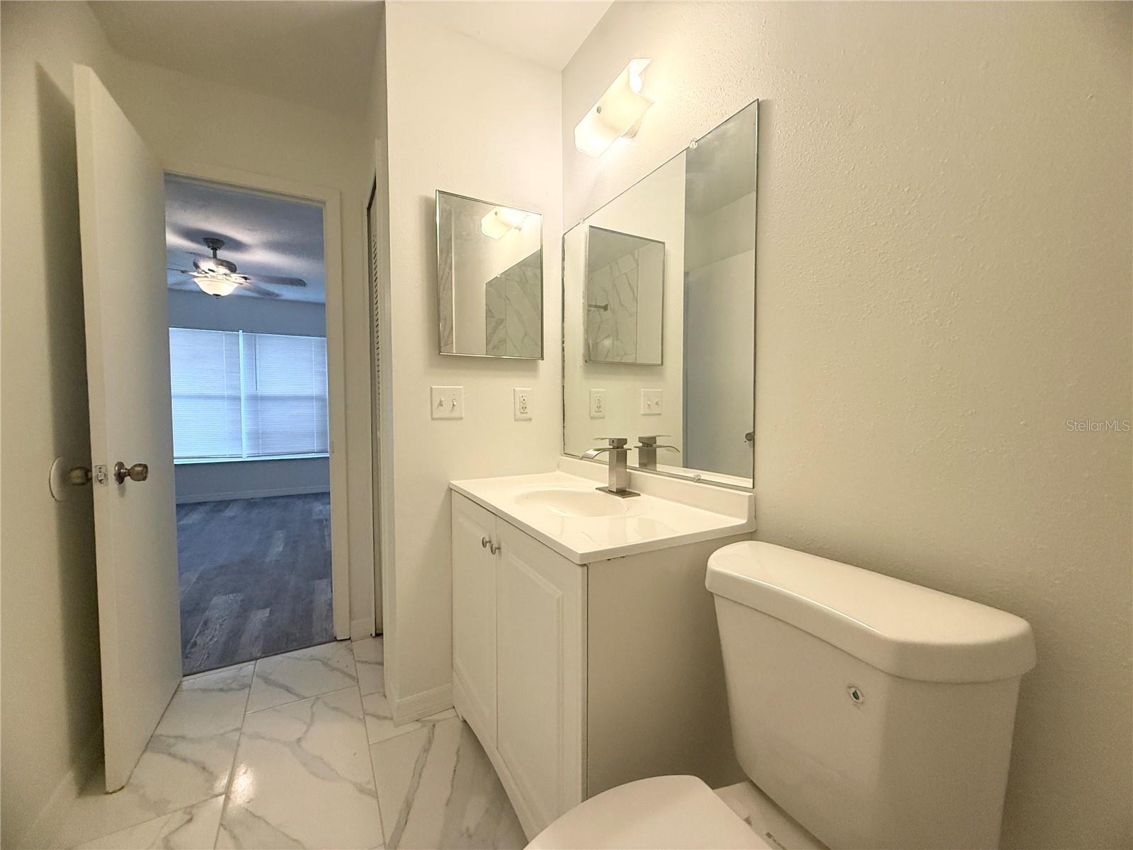 1947 Bentley Blvd Property Photo 11