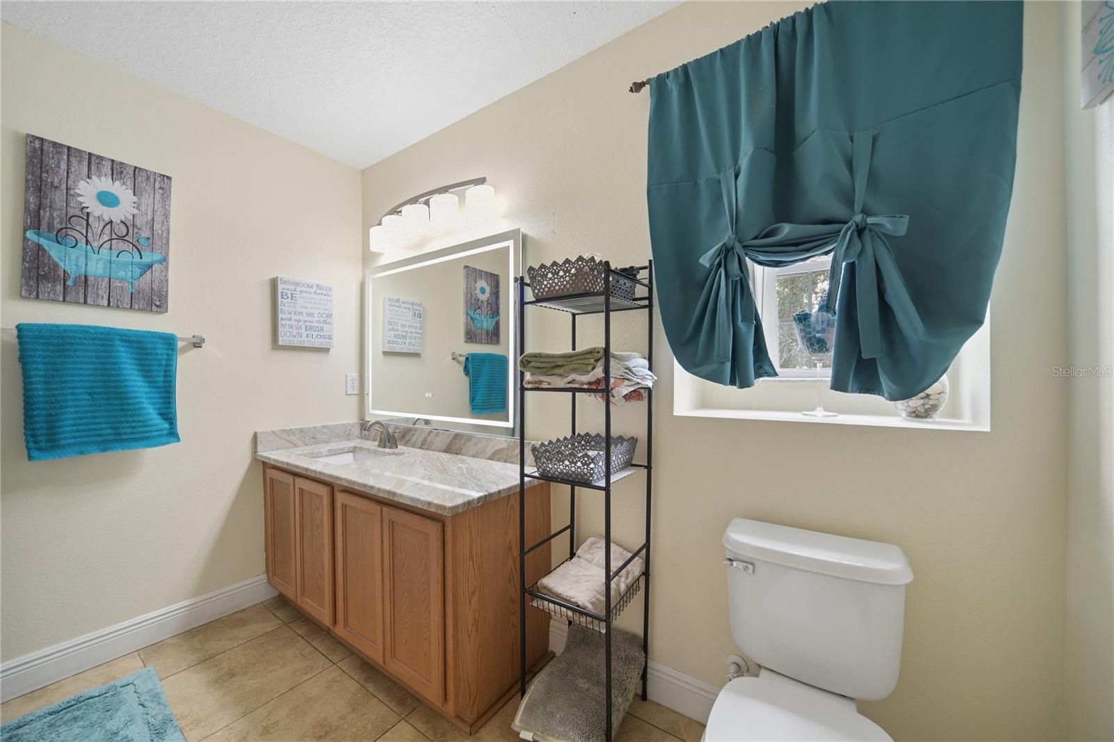 13619 Phoenix Dr Property Photo 33