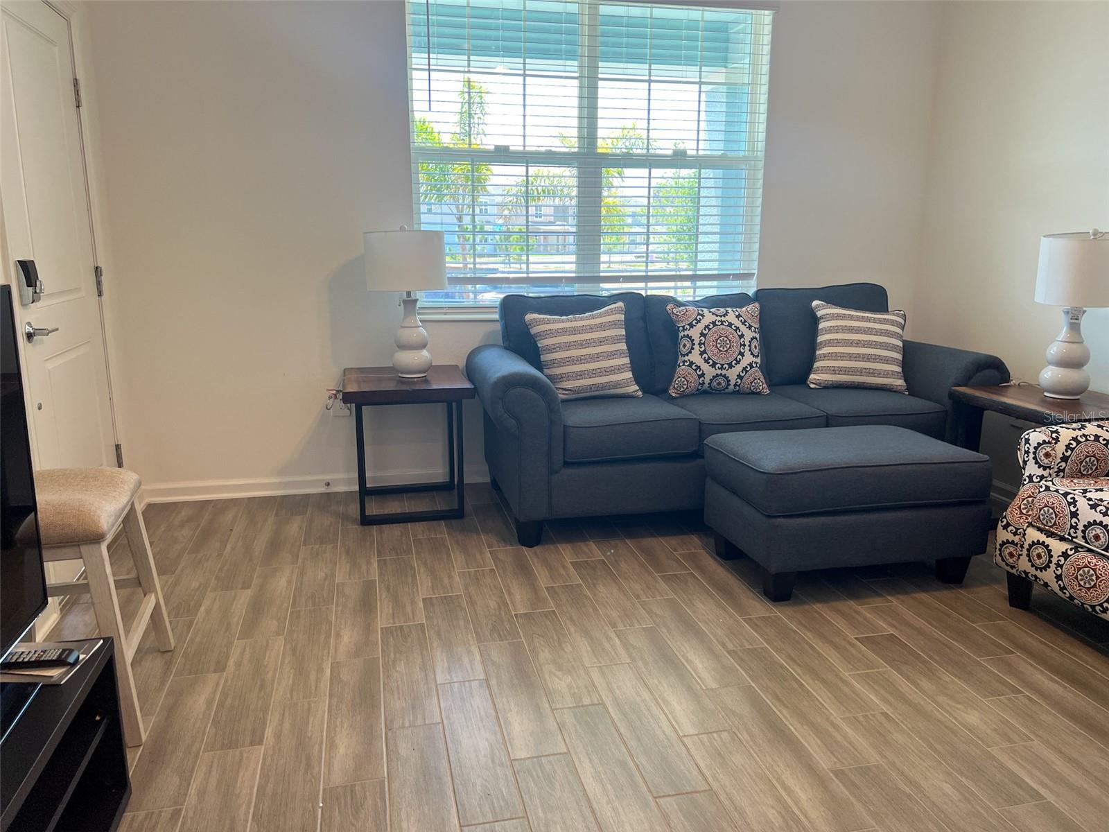 6488 Needle Way Property Photo 3