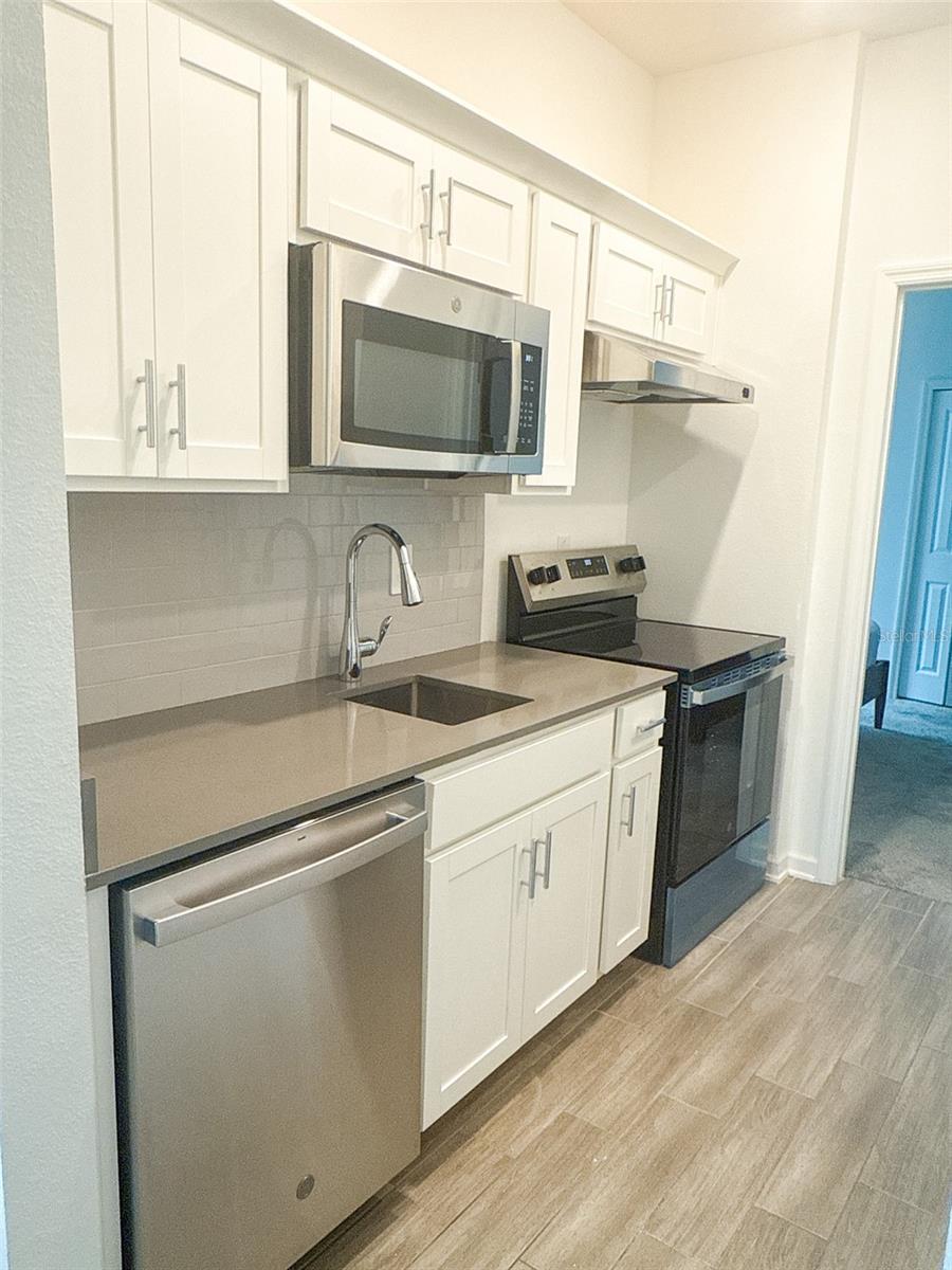 6488 Needle Way Property Photo 7