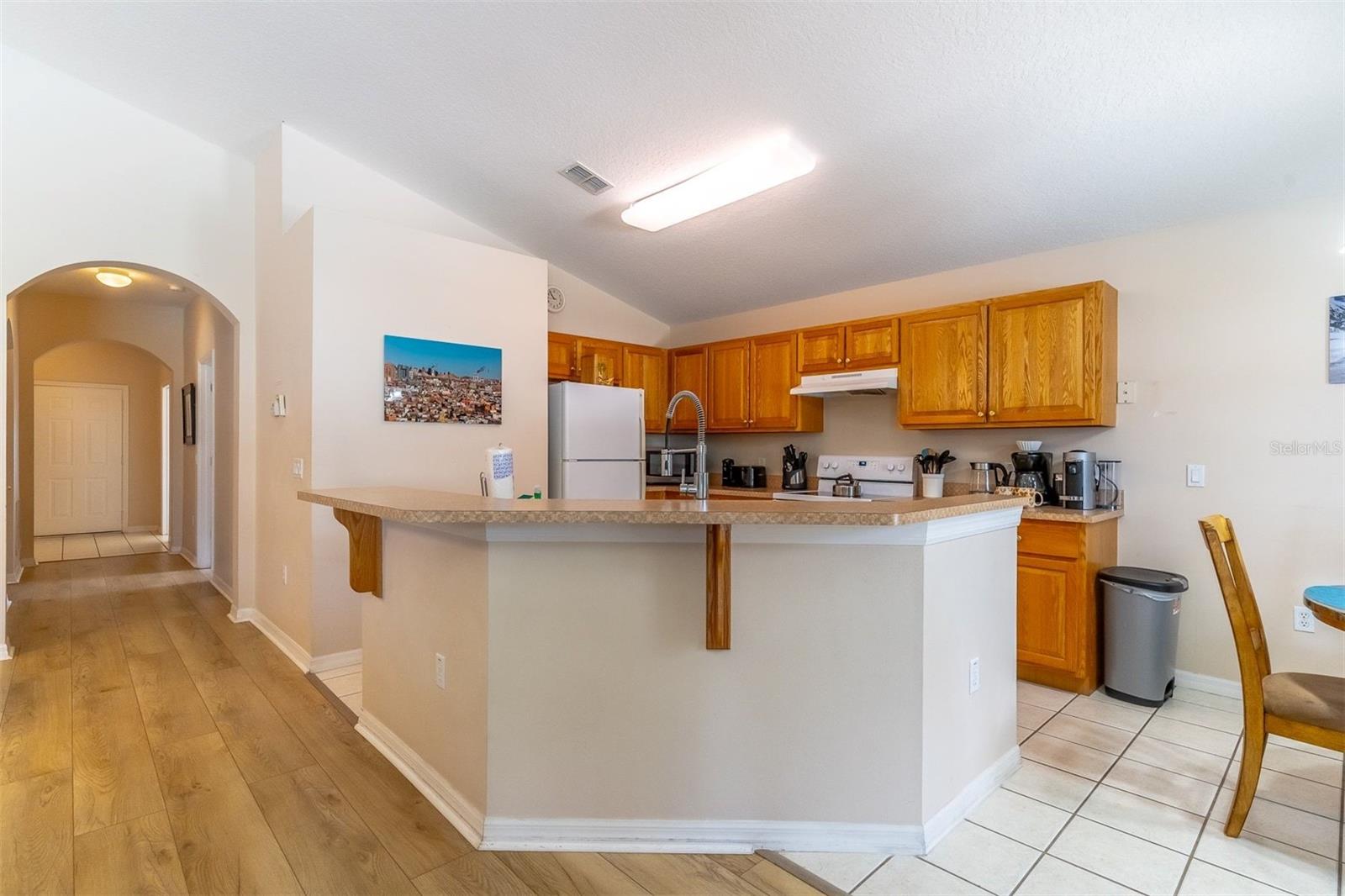 513 Balmoral Dr Property Photo 2