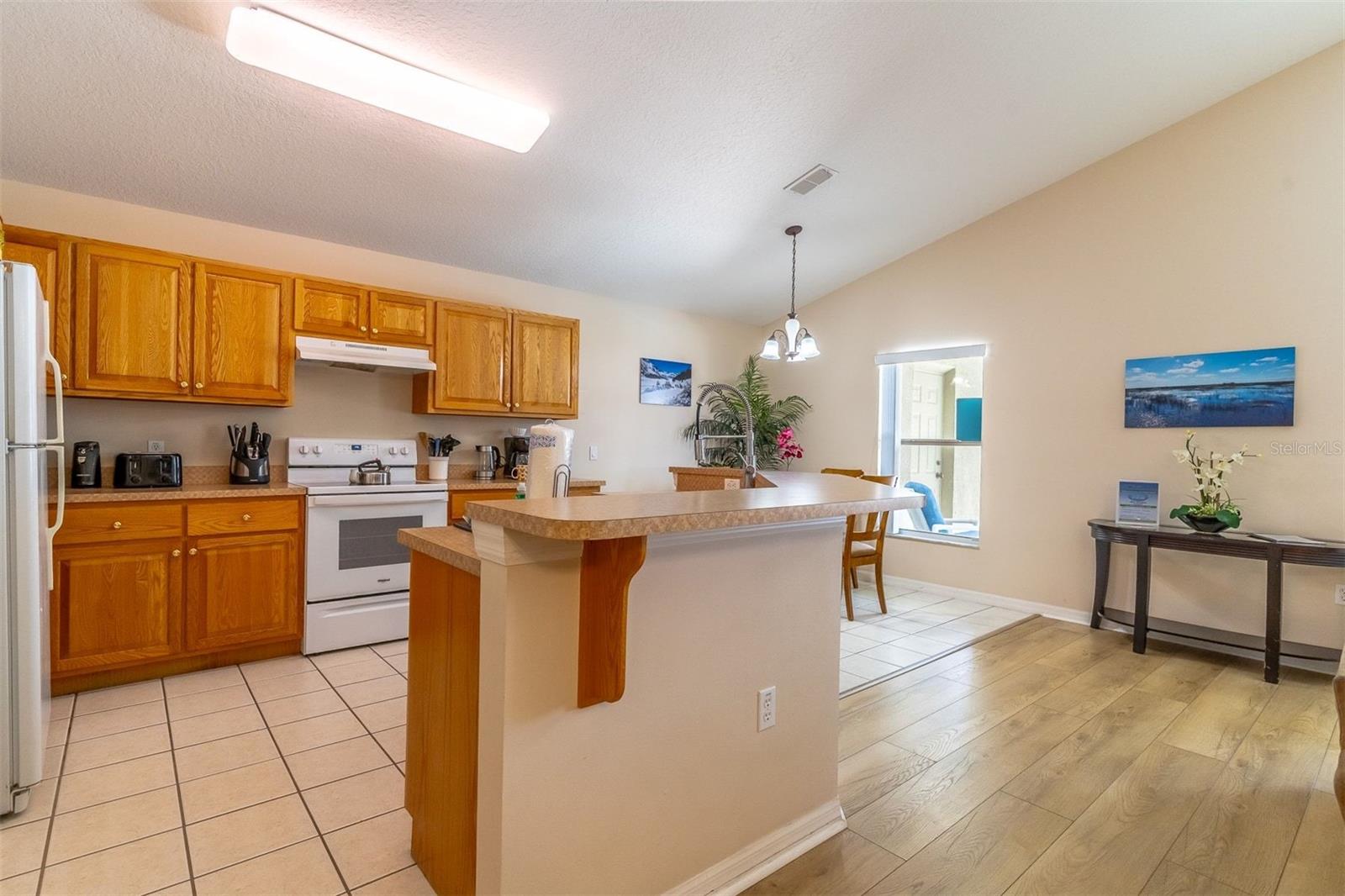 513 Balmoral Dr Property Photo 3