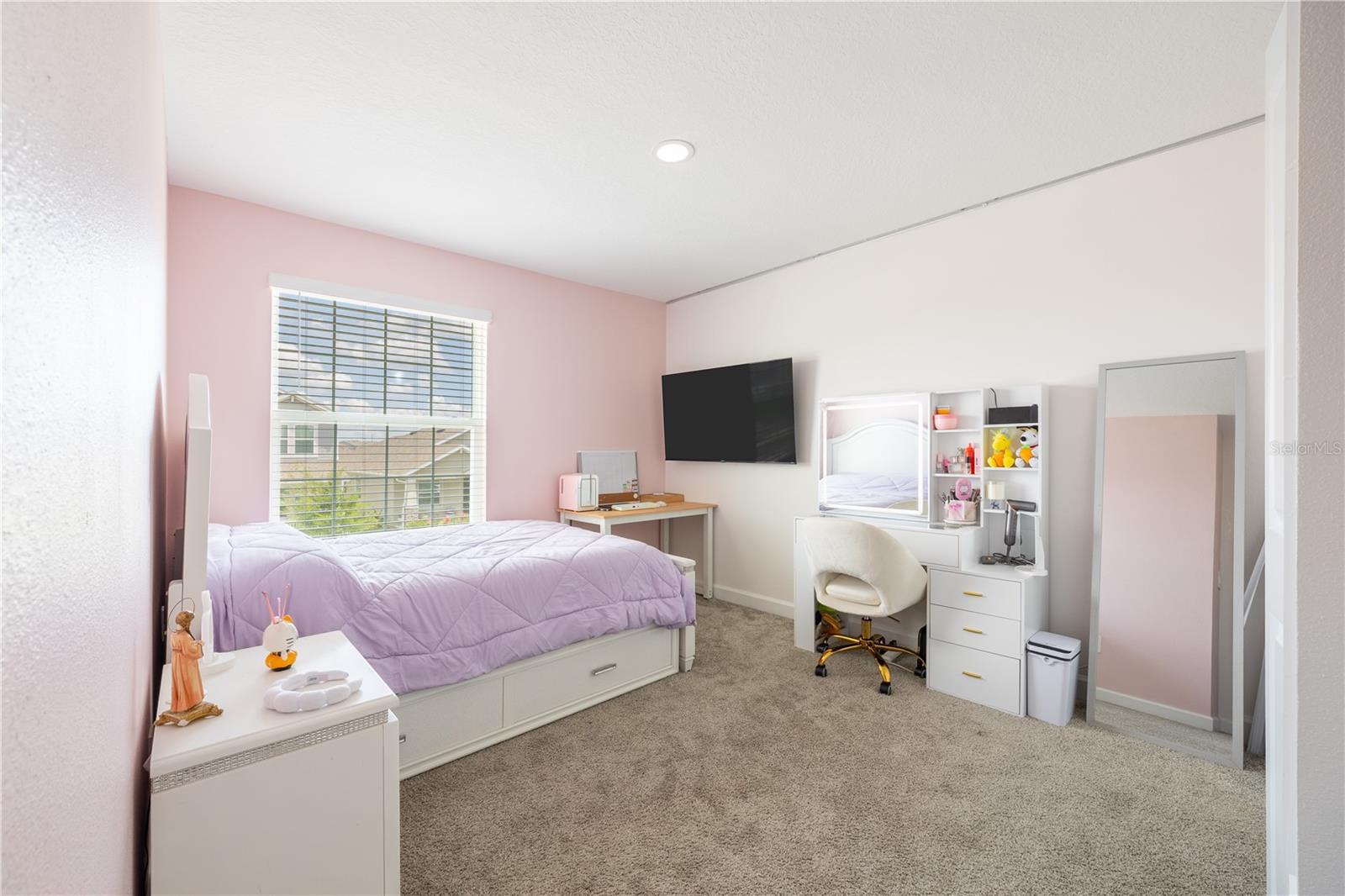 11456 Rhyme Ave Property Photo 23