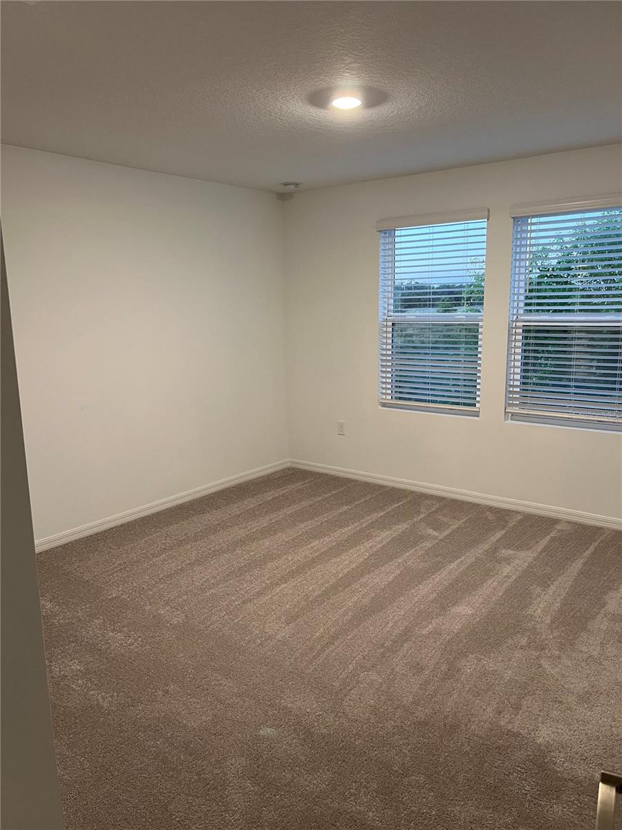 5080 Revolutionary Way Property Photo 3