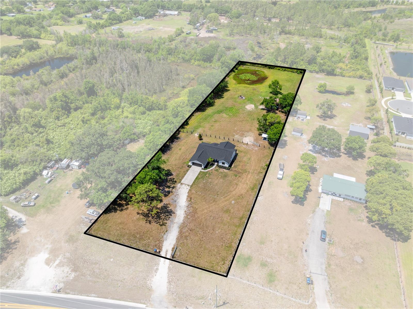 4170 Hickory Tree Rd Property Photo 3