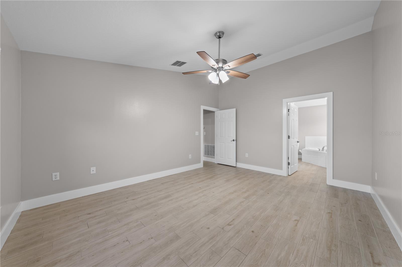 4170 Hickory Tree Rd Property Photo 25