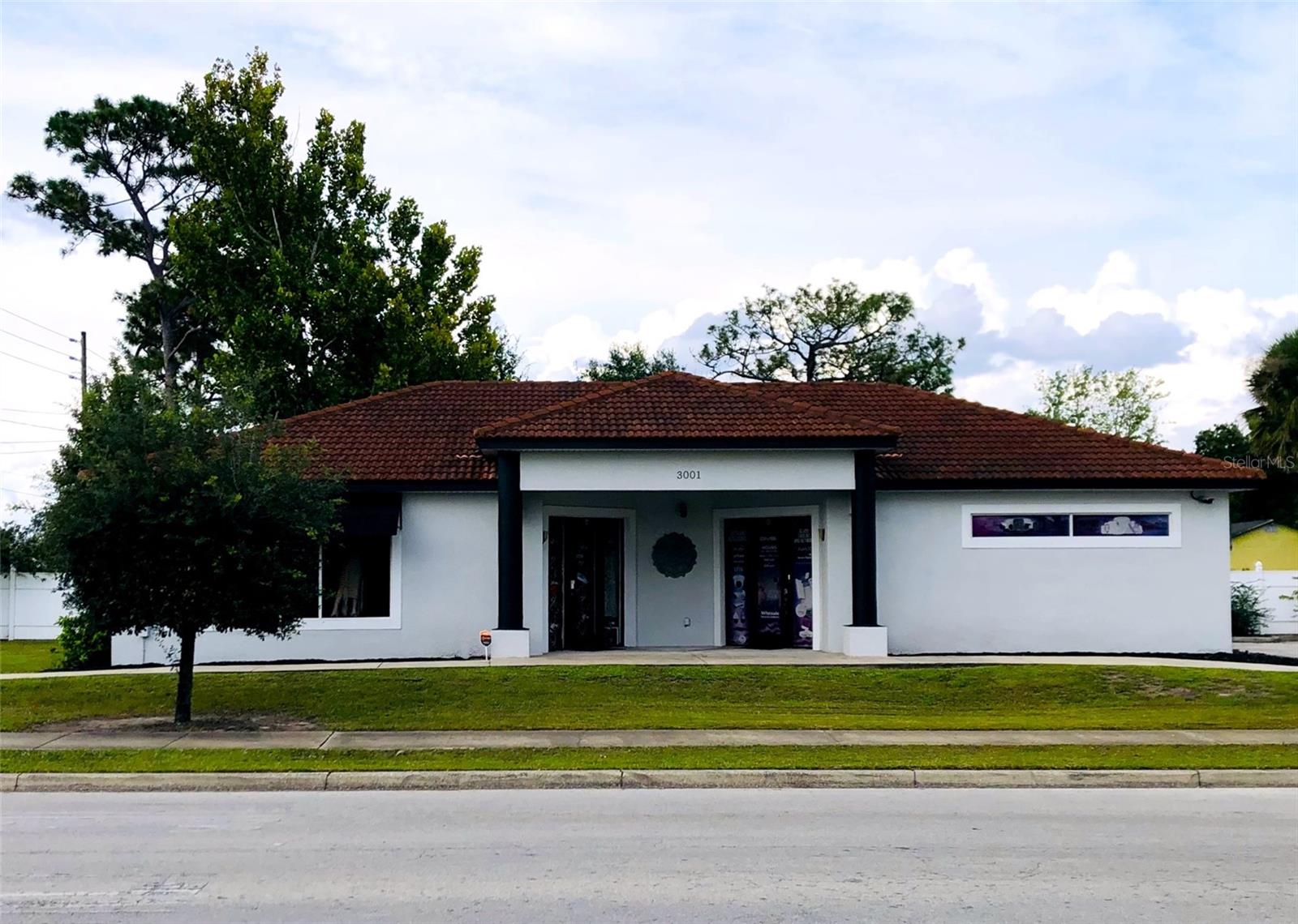 3001 Michigan Ave #b Property Photo 1